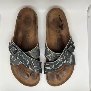 Men’s Birki’s Camouflage Birkenstock Sandals Size 13